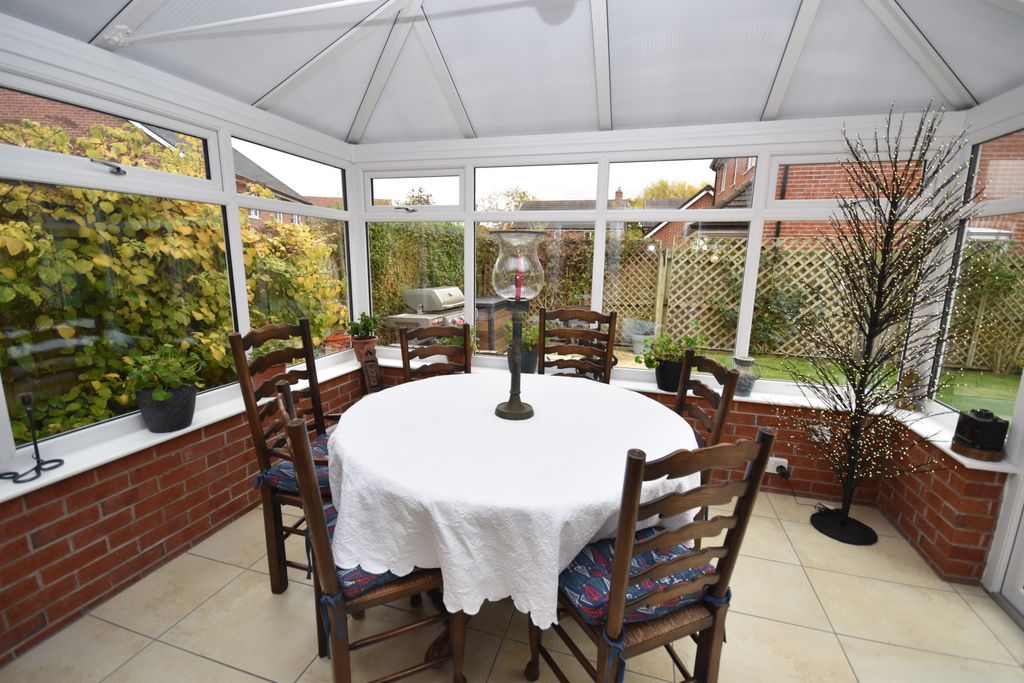 Property photo 3 of 13 Dining Room