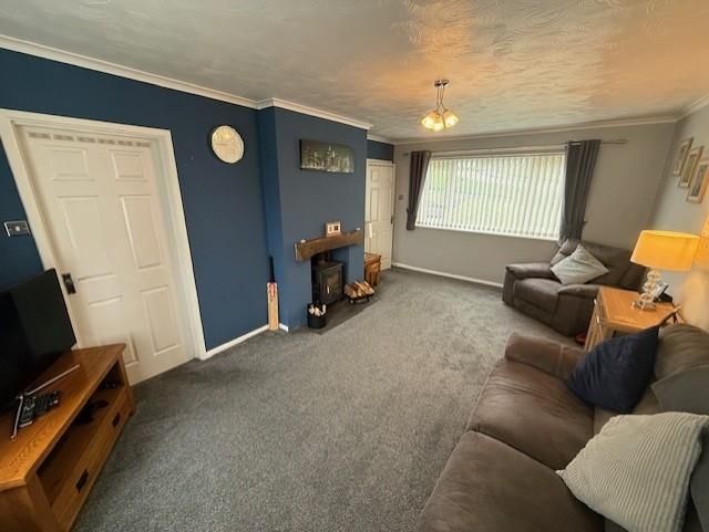 Property photo 2 of 16 Lounge