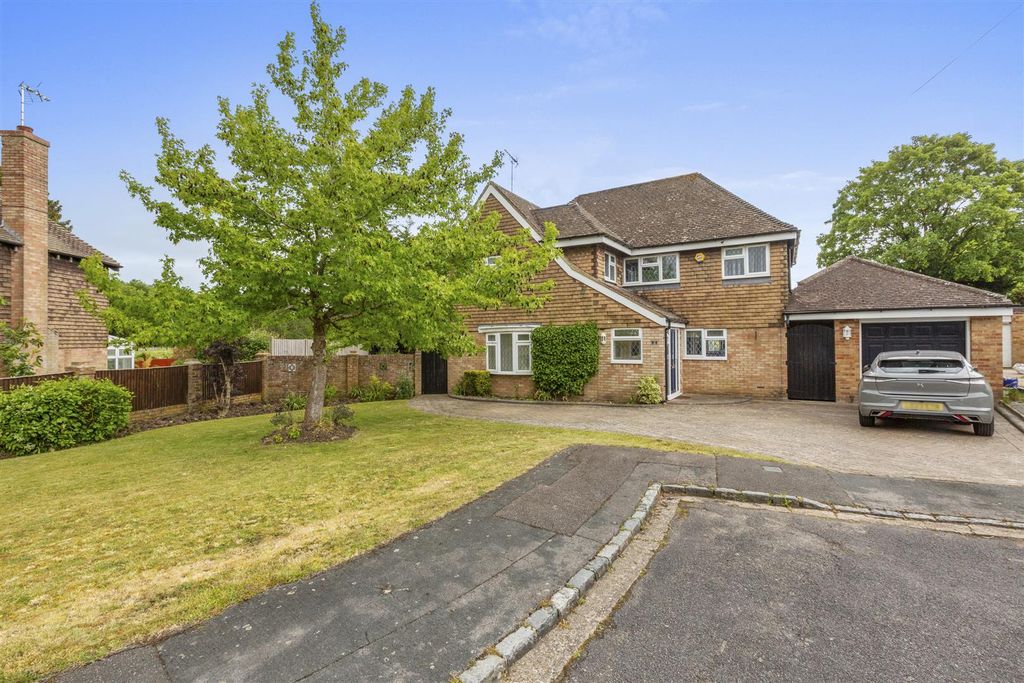 Property photo 1 of 16