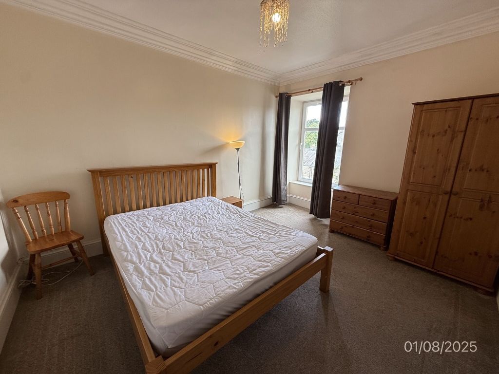 Property photo 3 of 10 Bedroom 1