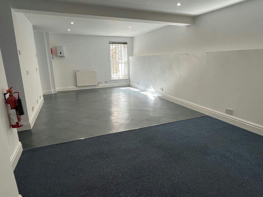 Property photo 2 of 4 01.Jpg