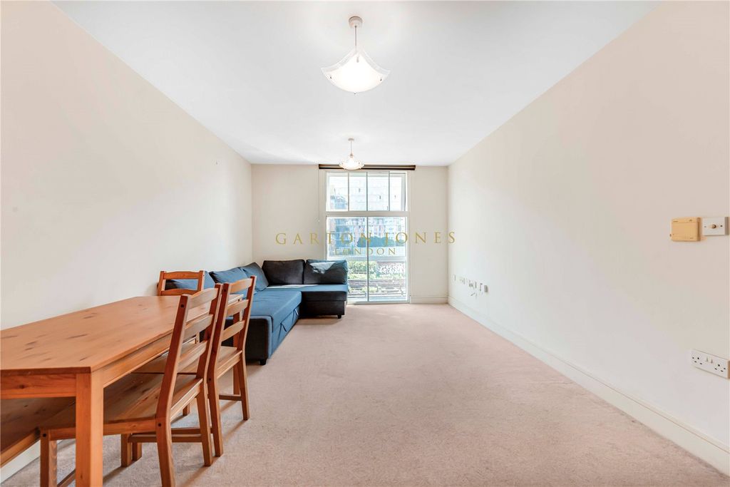 Property photo 2 of 16 Picture No. 24