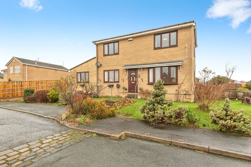 Property photo 1 of 16