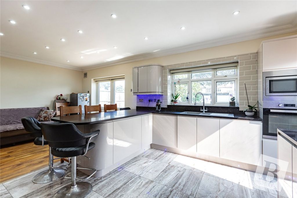 Property photo 1 of 14 Kitchen