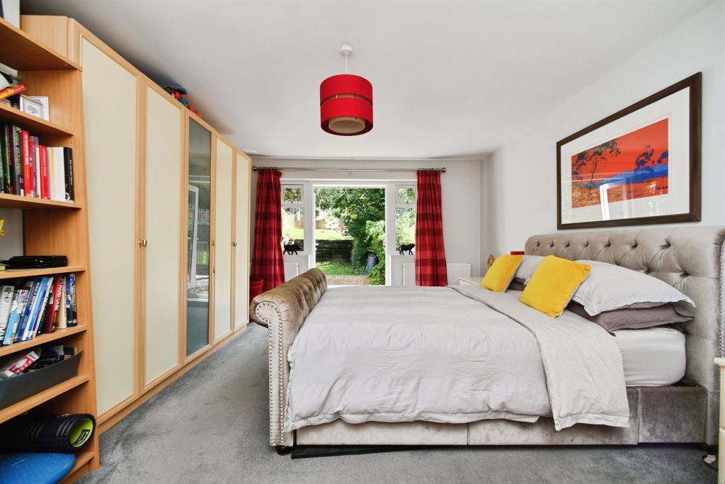 Property photo 3 of 15