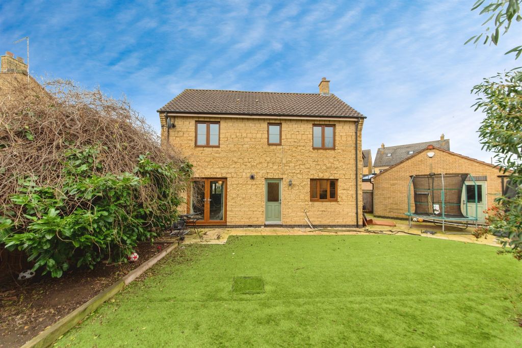 Property photo 2 of 19