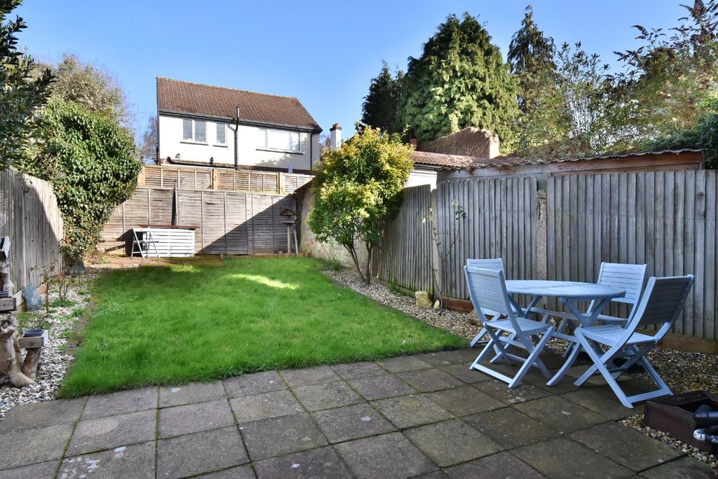 Property photo 2 of 8 5188651