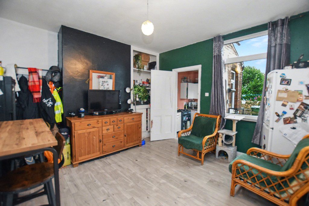 Property photo 3 of 8 Picture No. 04