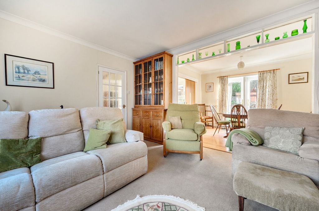 Property photo 3 of 18 1388722-2-6945537...