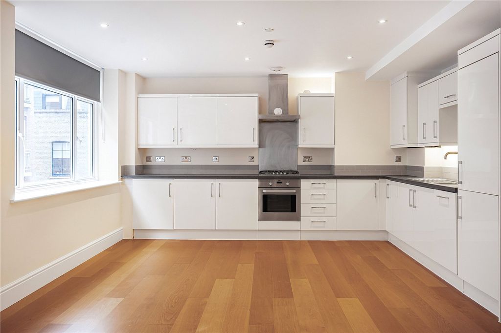 Property photo 2 of 13 Kitchen