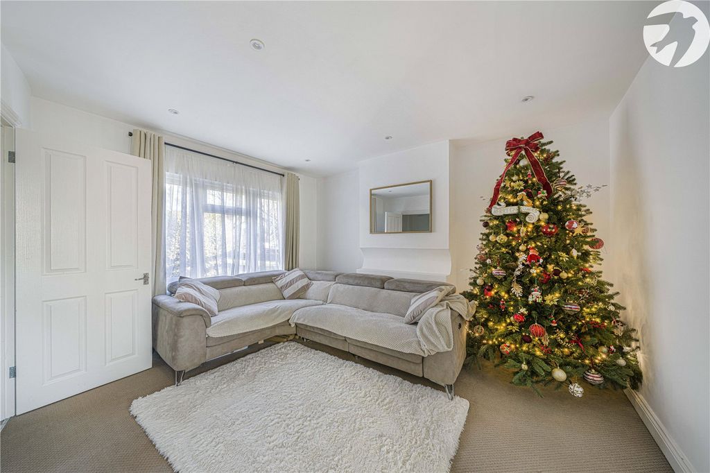 Property photo 2 of 23 Reception