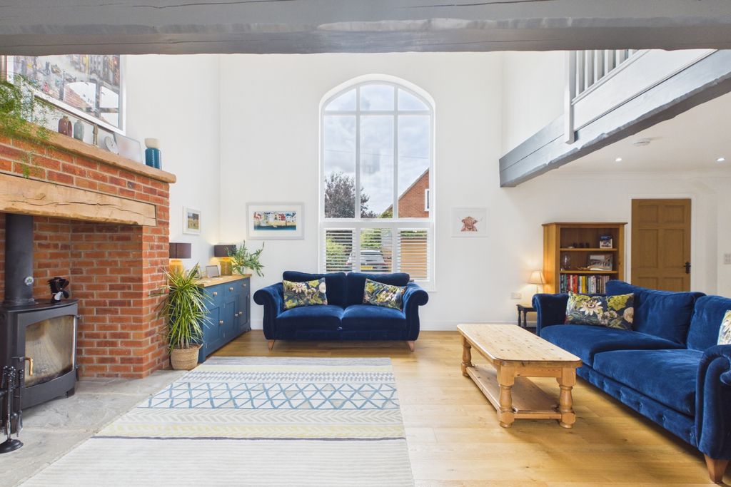 Property photo 2 of 47 Imagine Cosy Nights With The Family Here