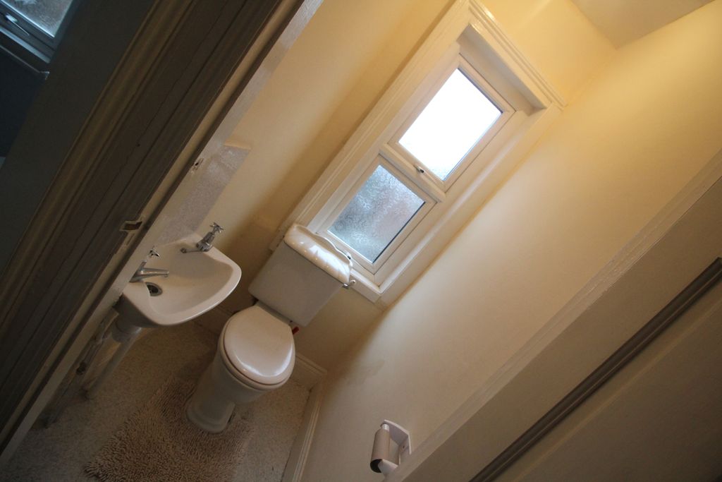 Property photo 3 of 12 Gallery