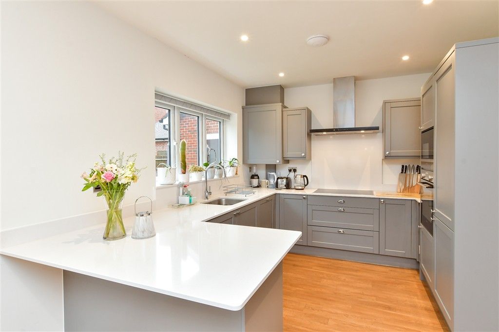 Property photo 1 of 14 Kitchen