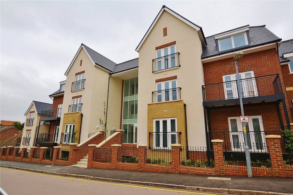 Property photo 2 of 4