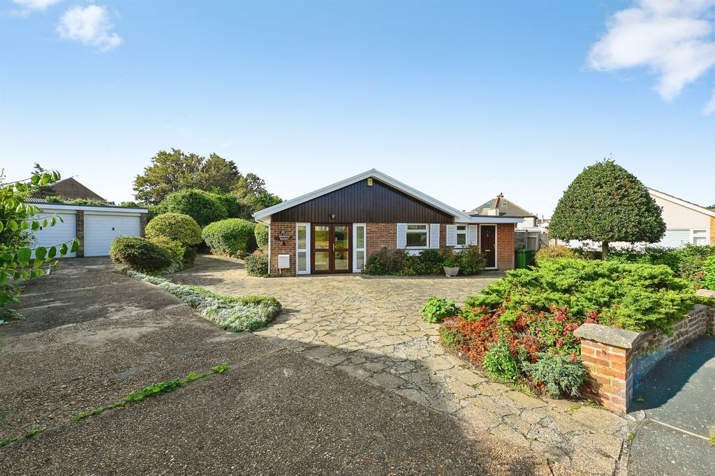 Property photo 1 of 21