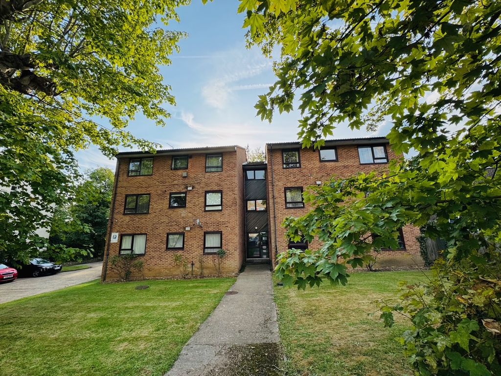 Property photo 1 of 6