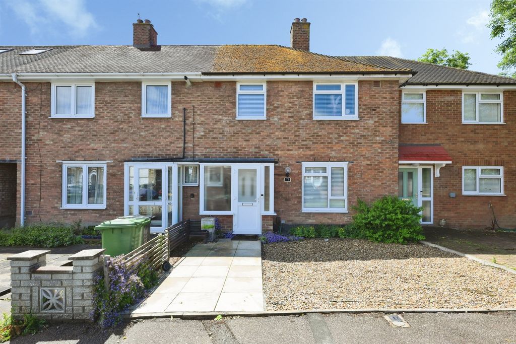 Property photo 1 of 17