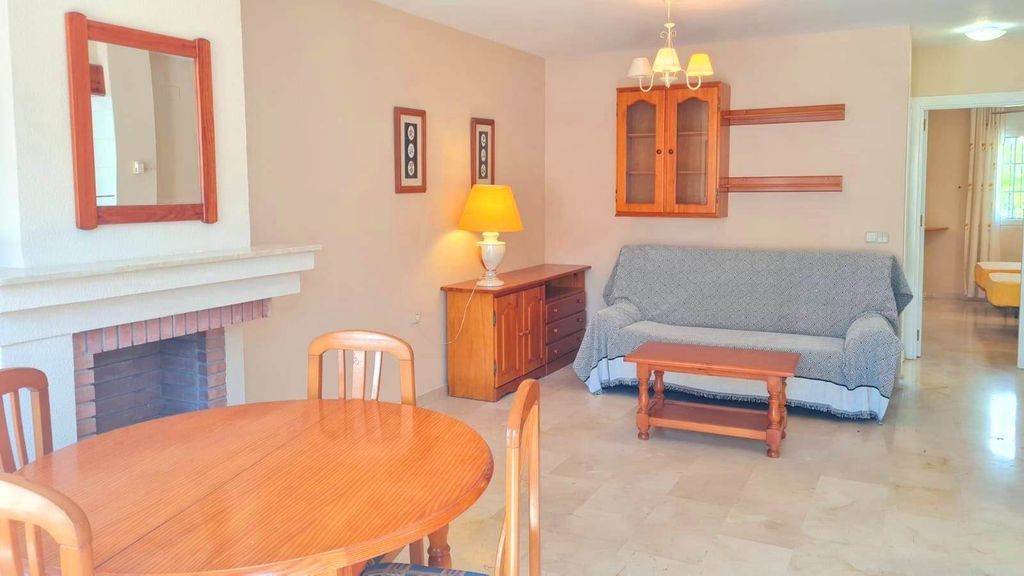 Property photo 3 of 31