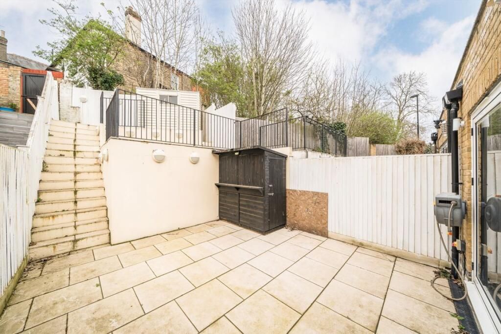 Property photo 3 of 9