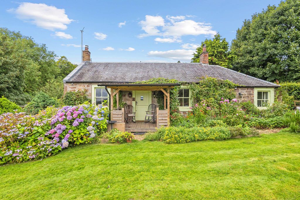 Property photo 1 of 23