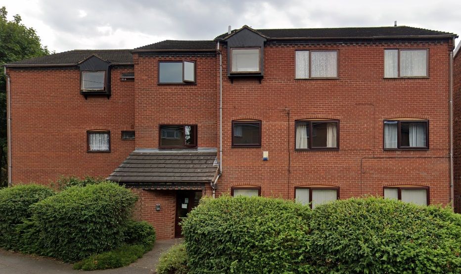 Property photo 1 of 13 12 Leaf Court