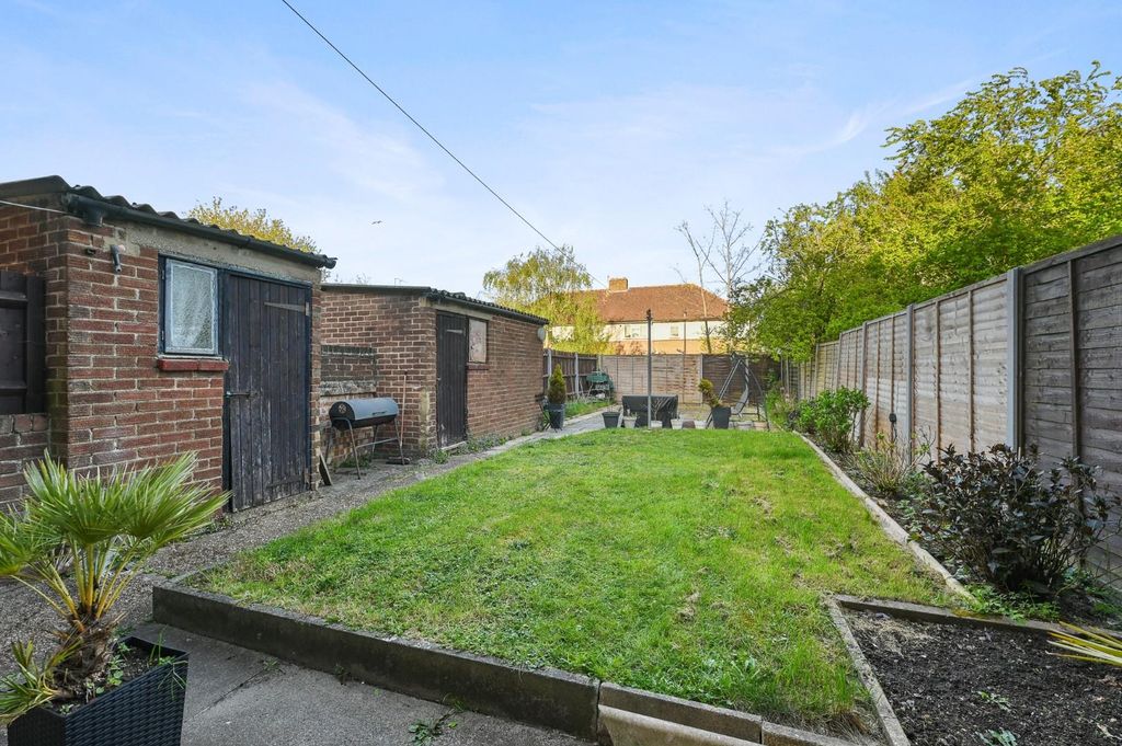 Property photo 2 of 3