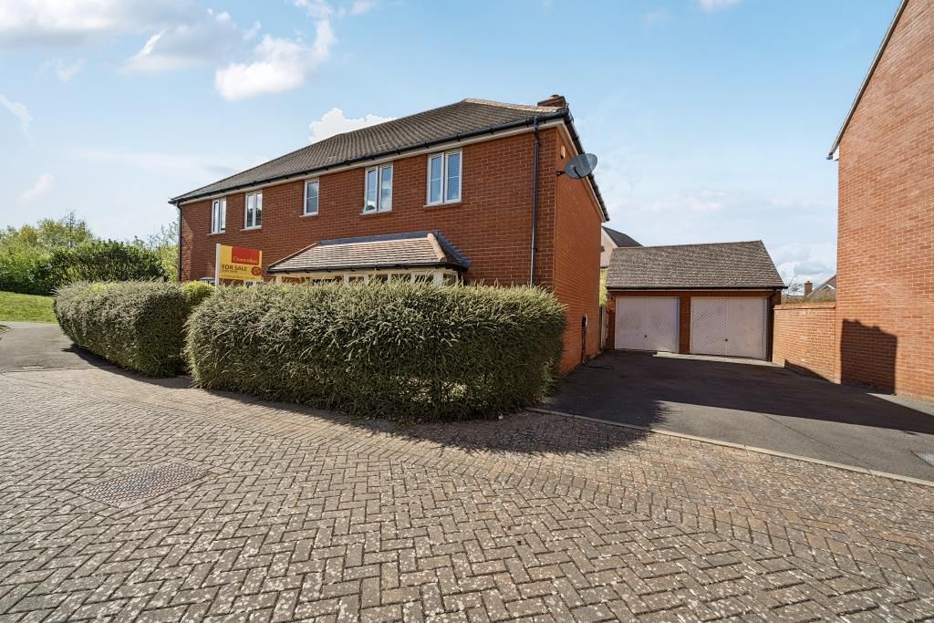 Property photo 1 of 19 External Front