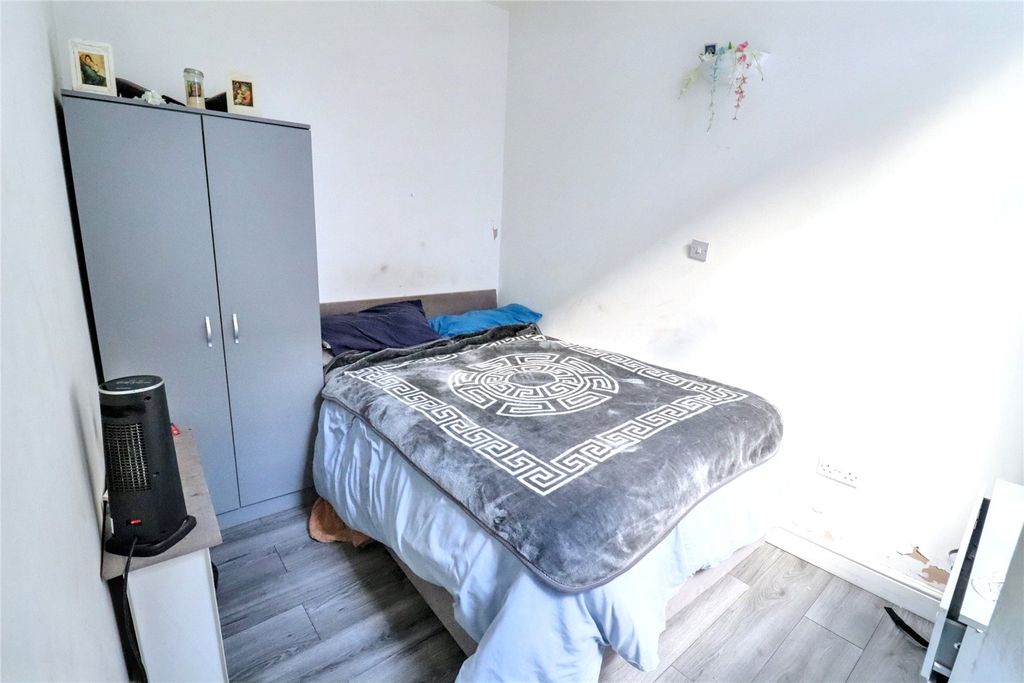 Property photo 3 of 11 Picture No. 04