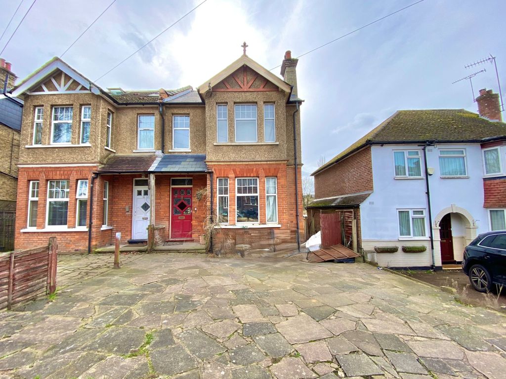 Property photo 1 of 5