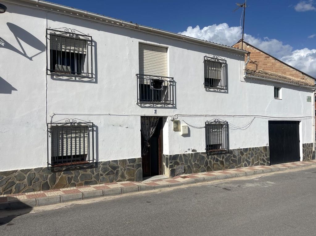 Property photo 3 of 21