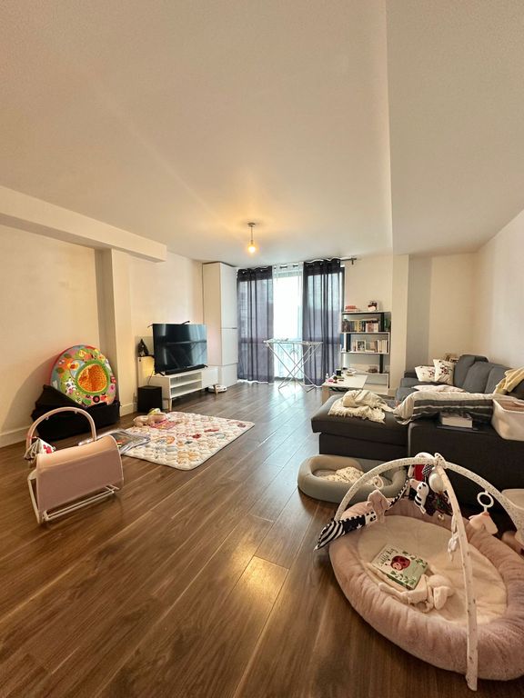 Property photo 2 of 5