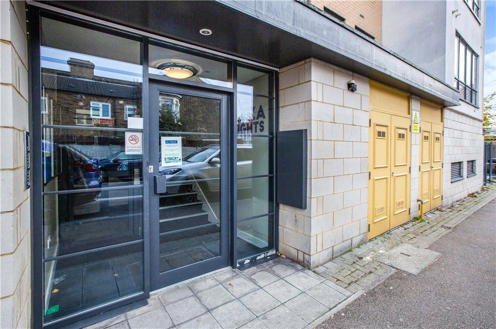 Property photo 2 of 10