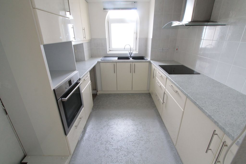 Property photo 2 of 9 Img_5738