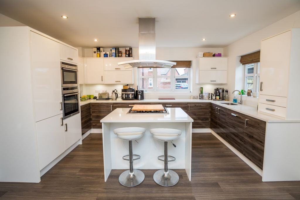 Property photo 3 of 23 624840747c04463Cb559F5c888A08A9c2E0cd8Fb.Jpg