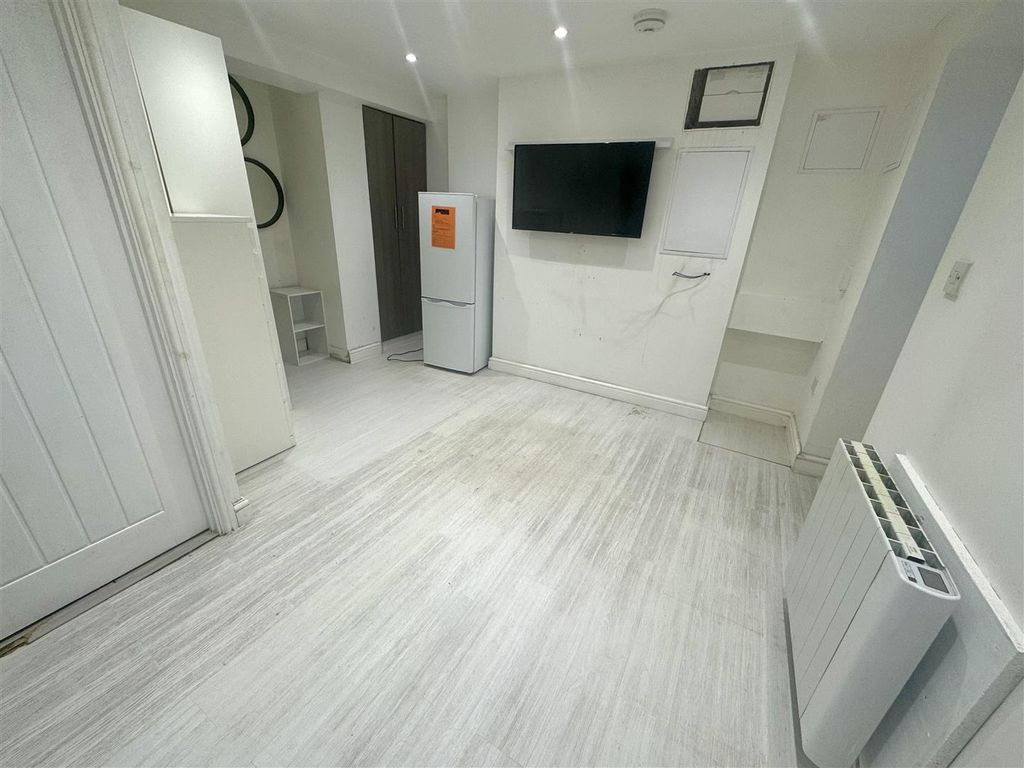 Property photo 3 of 4 Tempimage6Wwdc6.Jpg