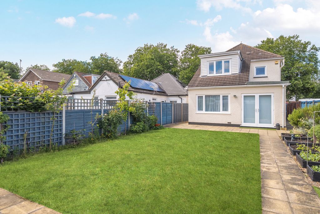 Property photo 3 of 24 25-6A2954845F844-...