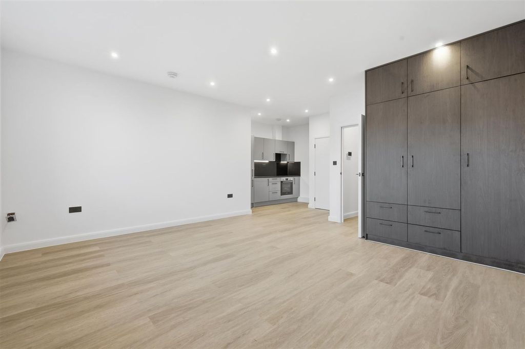 Property photo 1 of 7 001_Img_7579.Jpg