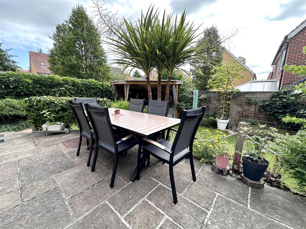 Property photo 1 of 26 Tempimageh9Ma0E.Jpg