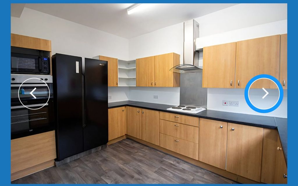 Property photo 2 of 9 Fully Fitted Kitchen
