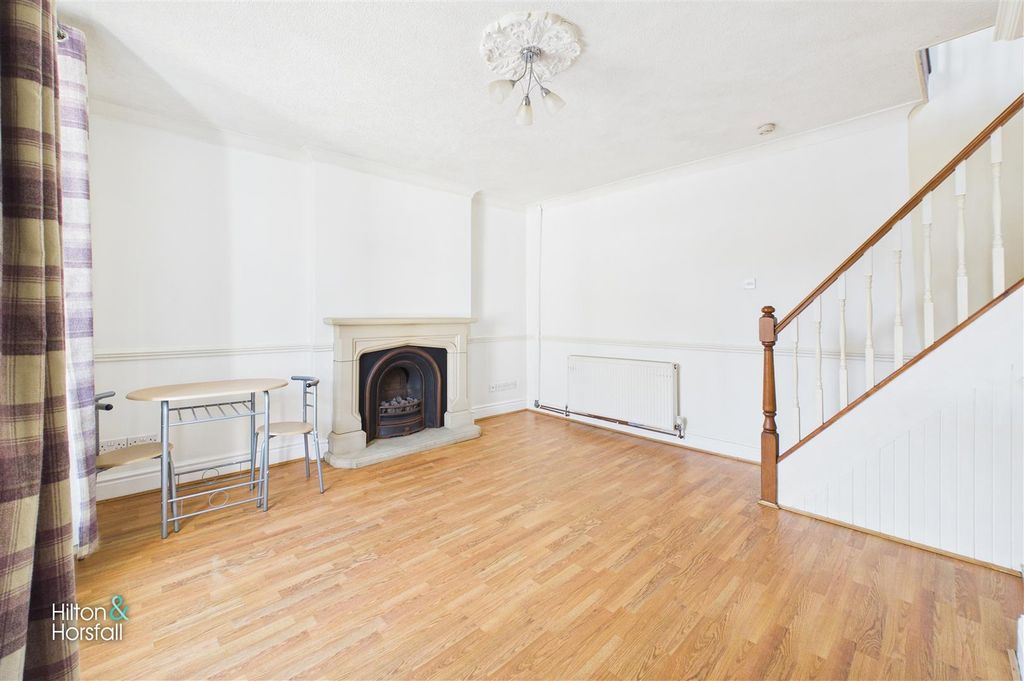 Property photo 3 of 13 Back Gisburn Road