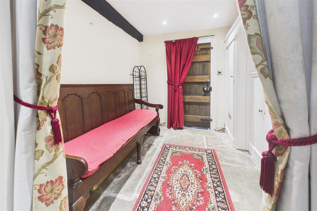 Property photo 3 of 45 2 Lake House Farm, Colehouse Lane, Clevedon, North