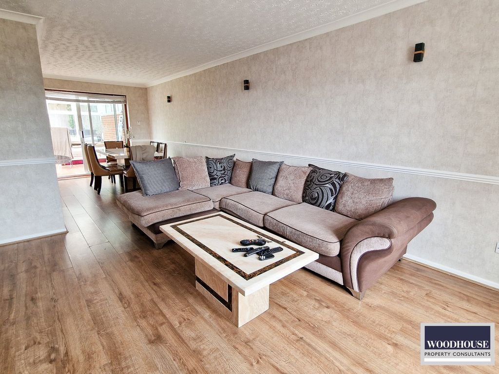 Property photo 2 of 29