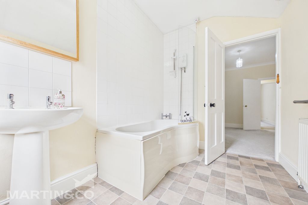 Property photo 3 of 11 8F0E10006Ea64F0A8d95c0996c63795d_100_Cam01953G0-Pr