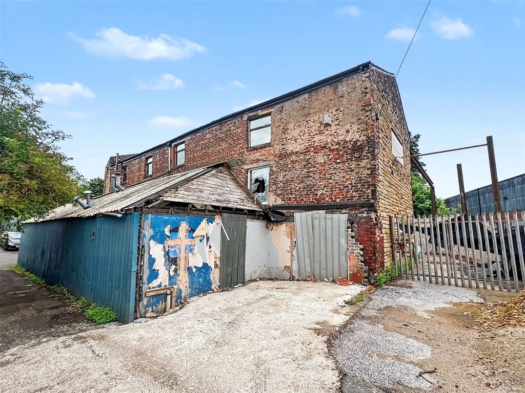 Property photo 2 of 14 Picture No. 24