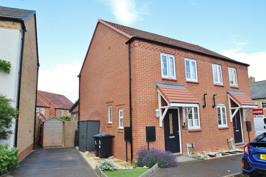 Property photo 1 of 11