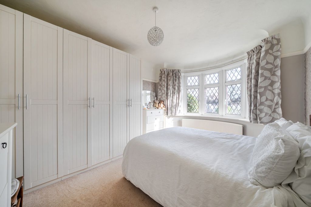 Property photo 3 of 23 1414922-23-699455...