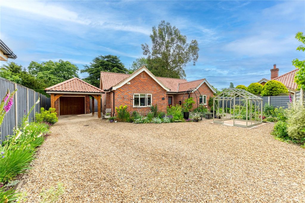 Property photo 1 of 33 Picture No. 04