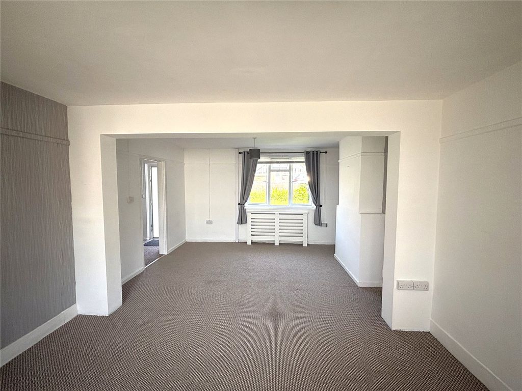 Property photo 2 of 22 Picture No. 03