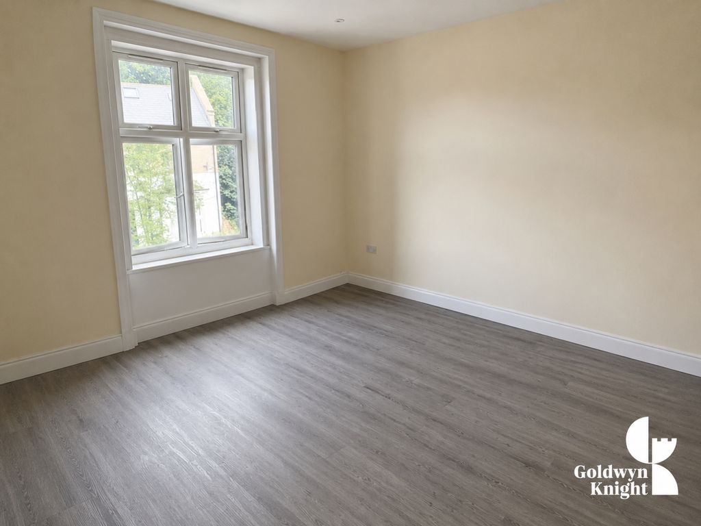 Property photo 1 of 5 155dc483-A772-444E-8A36-913E4635Afe2